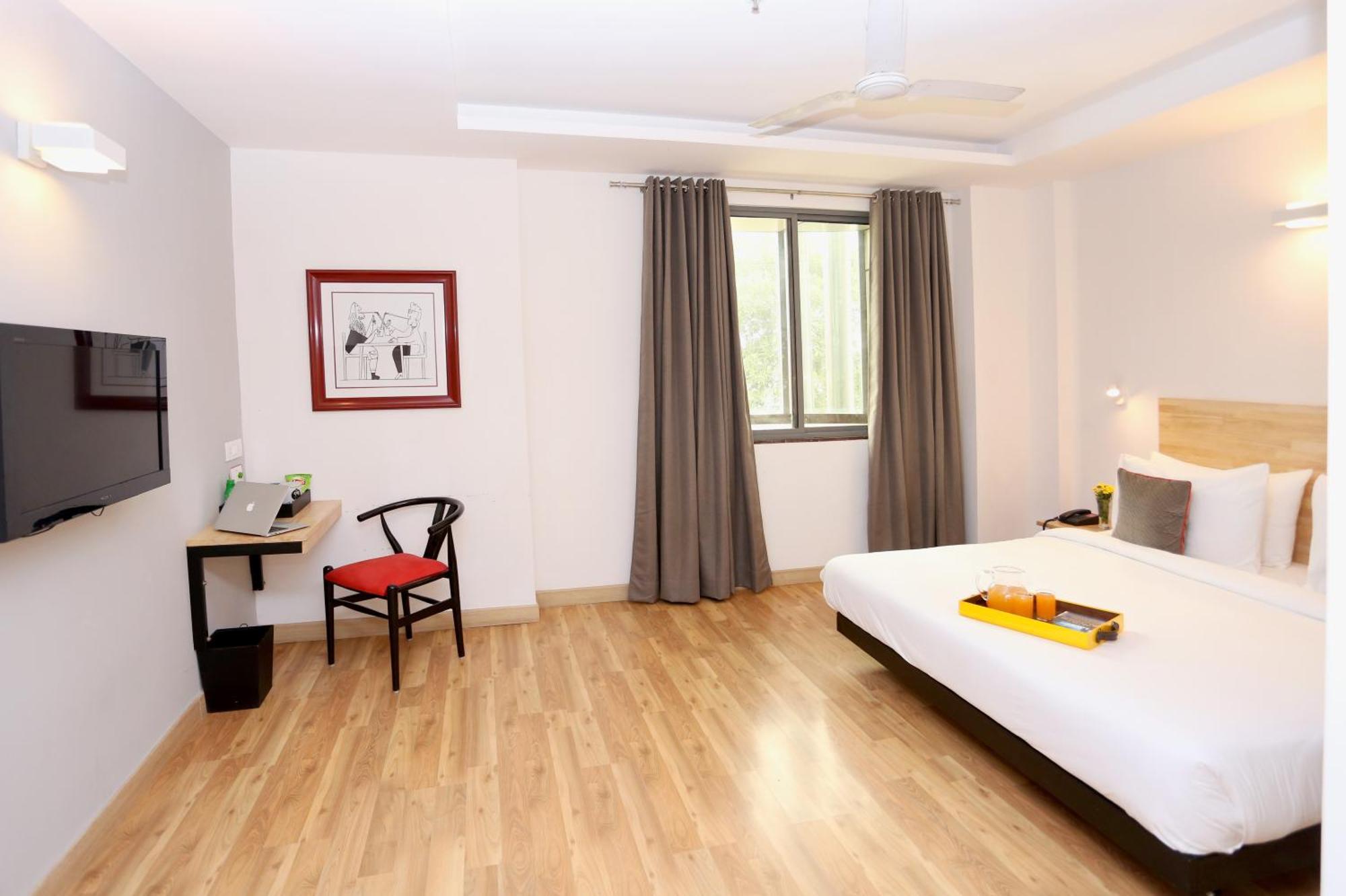 Oyo Townhouse 012 Kaushambi Metro Ghaziabad Exterior foto